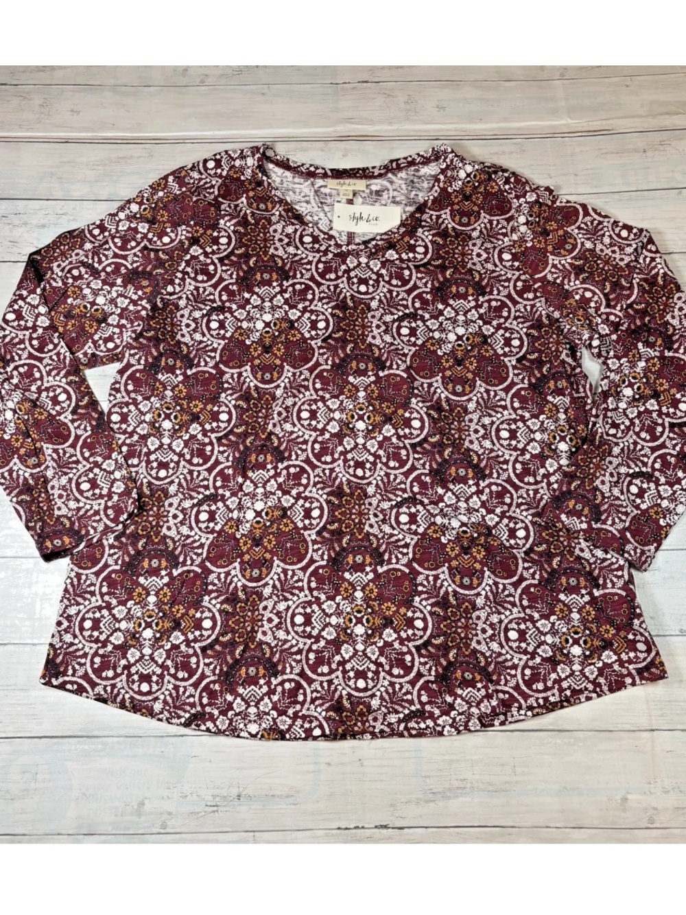 Style & Co Top Women’s Sz 1X Burgundy White Print V-Neck Boho Casual Fall Layer